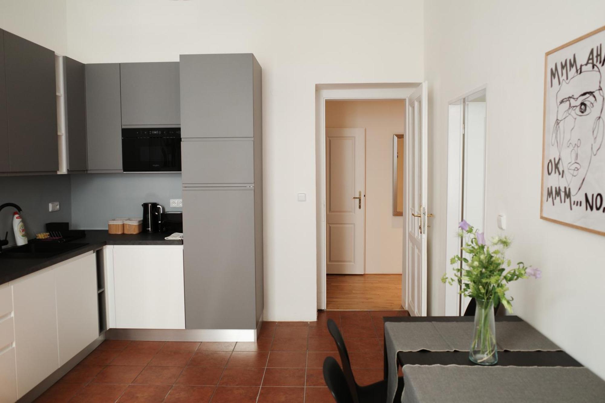 Apartment Dusni Superior Прага Экстерьер фото